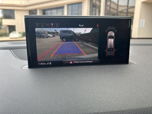 Used 2018 Audi Q7 3.0T Prestige w/ Prestige Package image 16