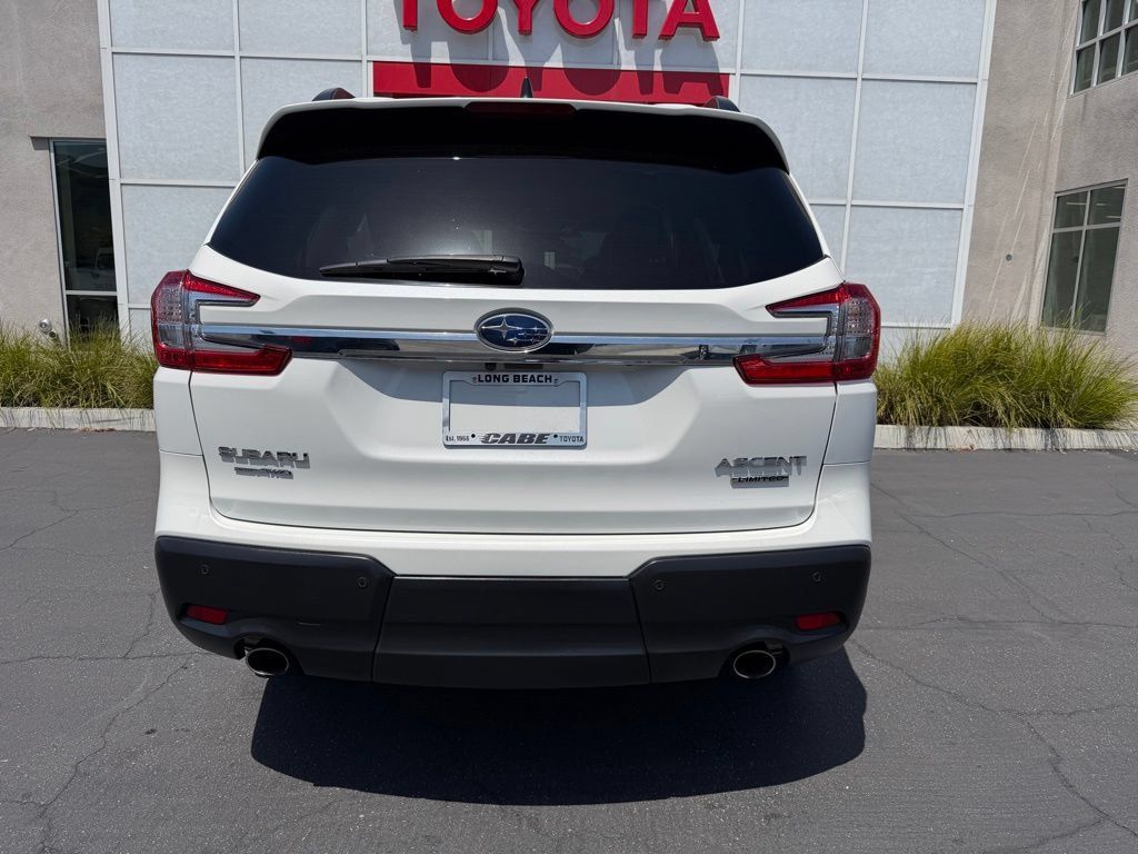 Used 2023 Subaru Ascent Limited AWD/4WD image 6