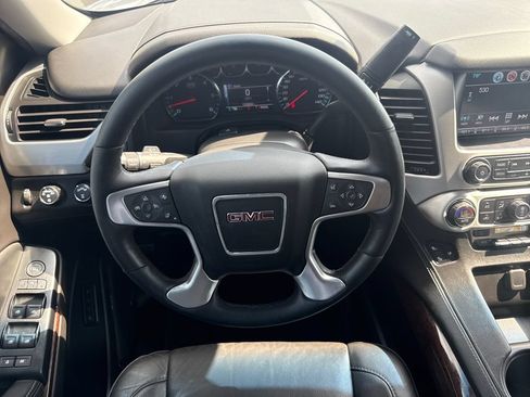 Certified 2017 GMC Yukon SLT AWD/4WD image 11