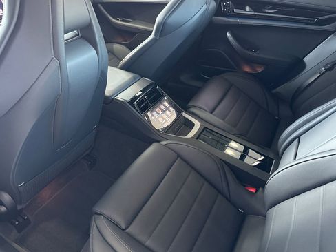 New 2025 Porsche Panamera image 15