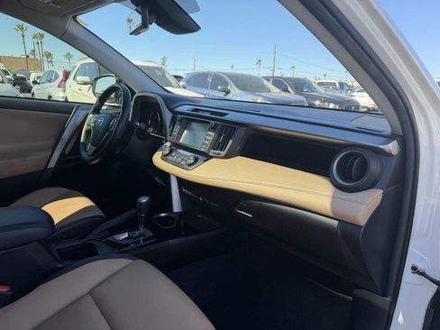 Used 2018 Toyota RAV4 Limited image 36