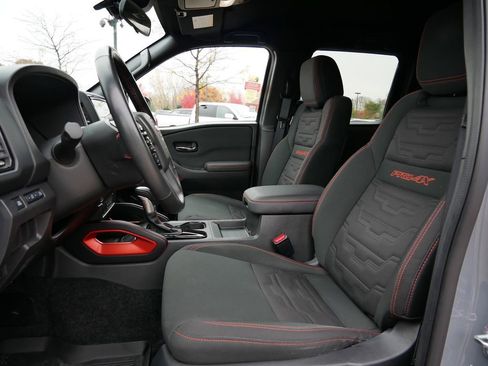 Used 2024 Nissan Frontier PRO-4X w/ Technology Package image 3