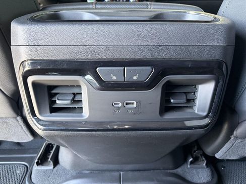 Used 2025 GMC Sierra 2500 AT4 AWD/4WD image 26