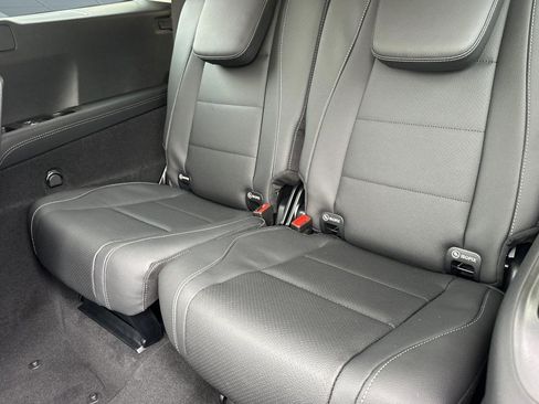 New 2026 Mercedes-Benz GLS 450 4MATIC image 28