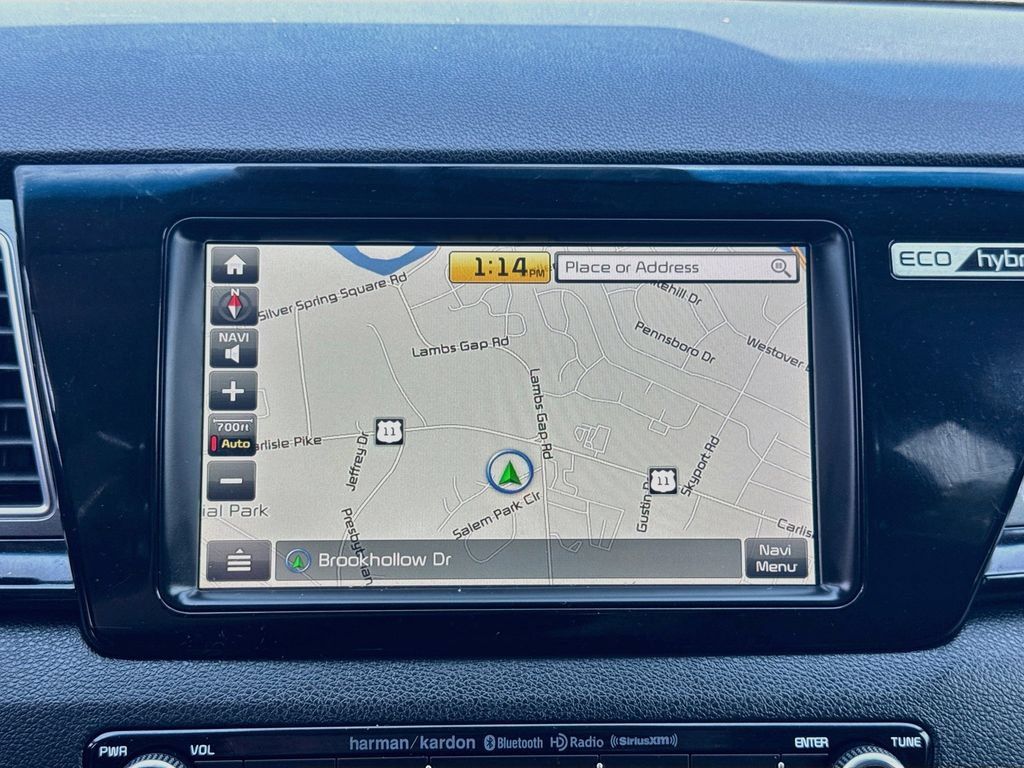 Used 2017 Kia Niro FWD image 13