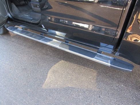 Used 2022 GMC Sierra 1500 SLT w/ SLT Premium Plus Package image 8