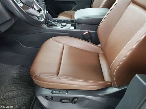 Used 2021 Volkswagen Atlas SEL image 13