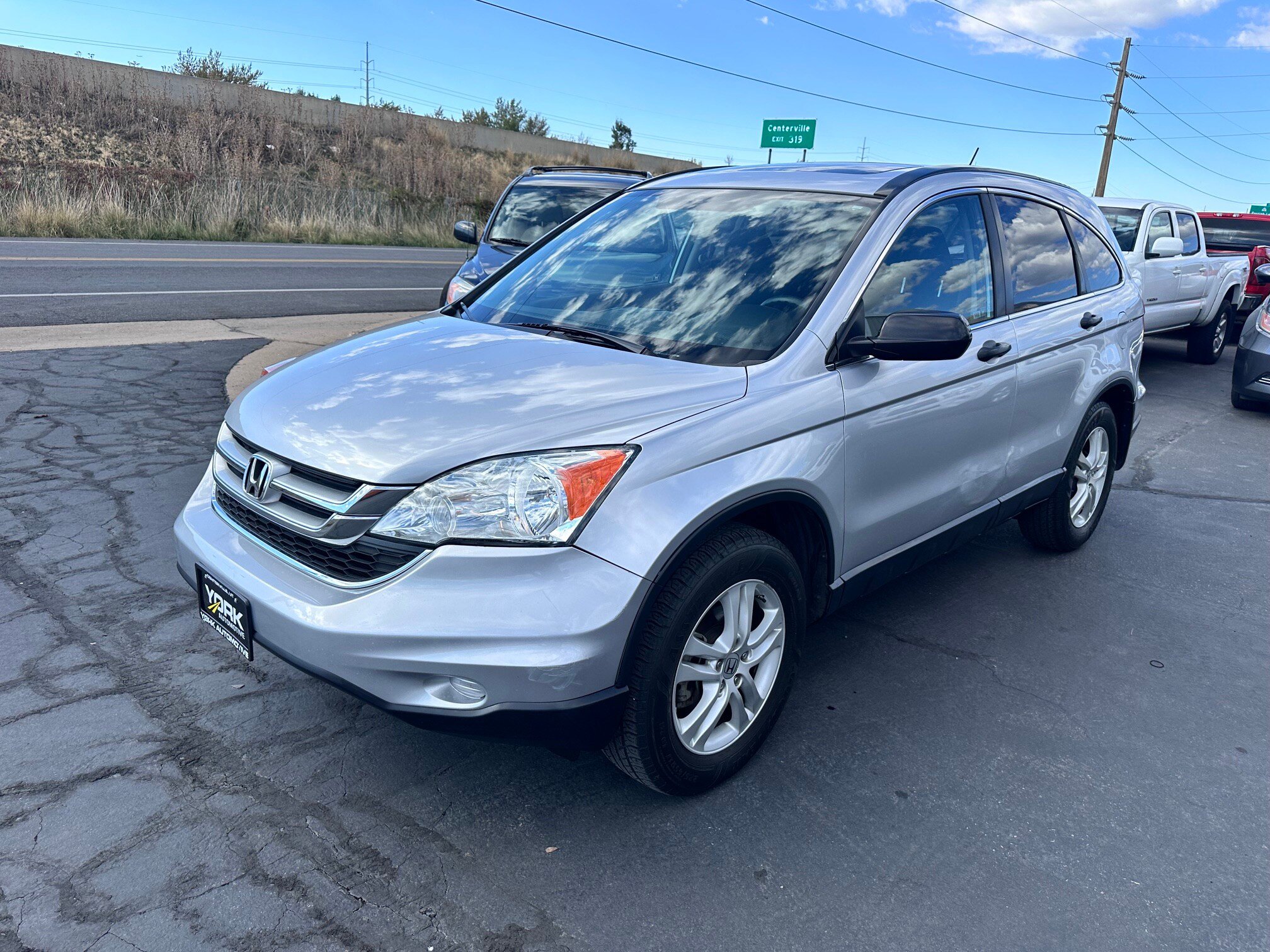 Used 2010 Honda CR-V EX image 2