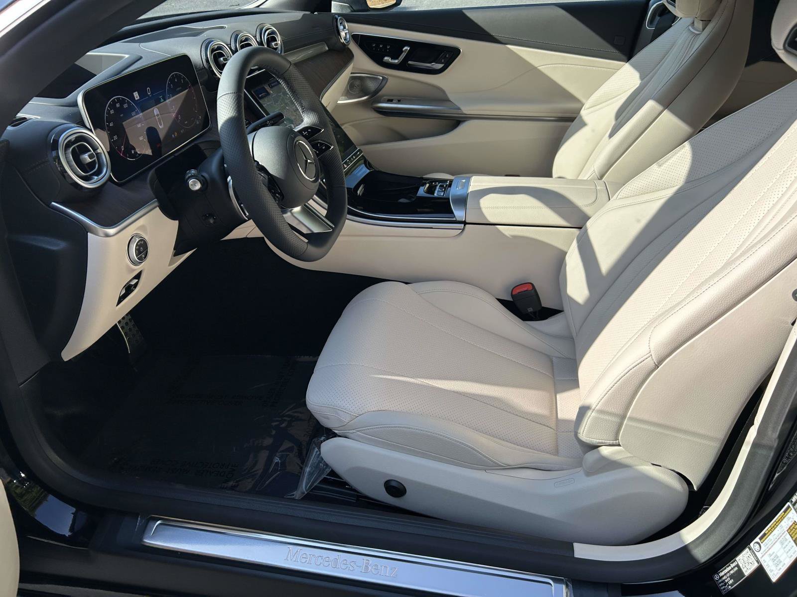 New 2027 Mercedes-Benz CLE 450 4MATIC Cabriolet image 29
