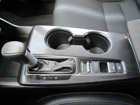 Used 2025 Honda Civic Sport image 22