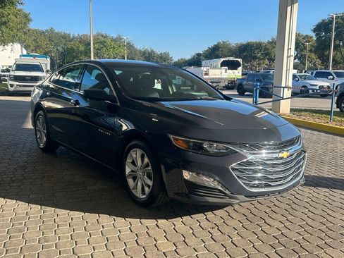 Used 2025 Chevrolet Malibu LT FWD image 2