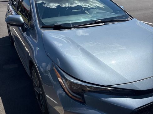 Used 2020 Toyota Corolla XSE FWD image 3