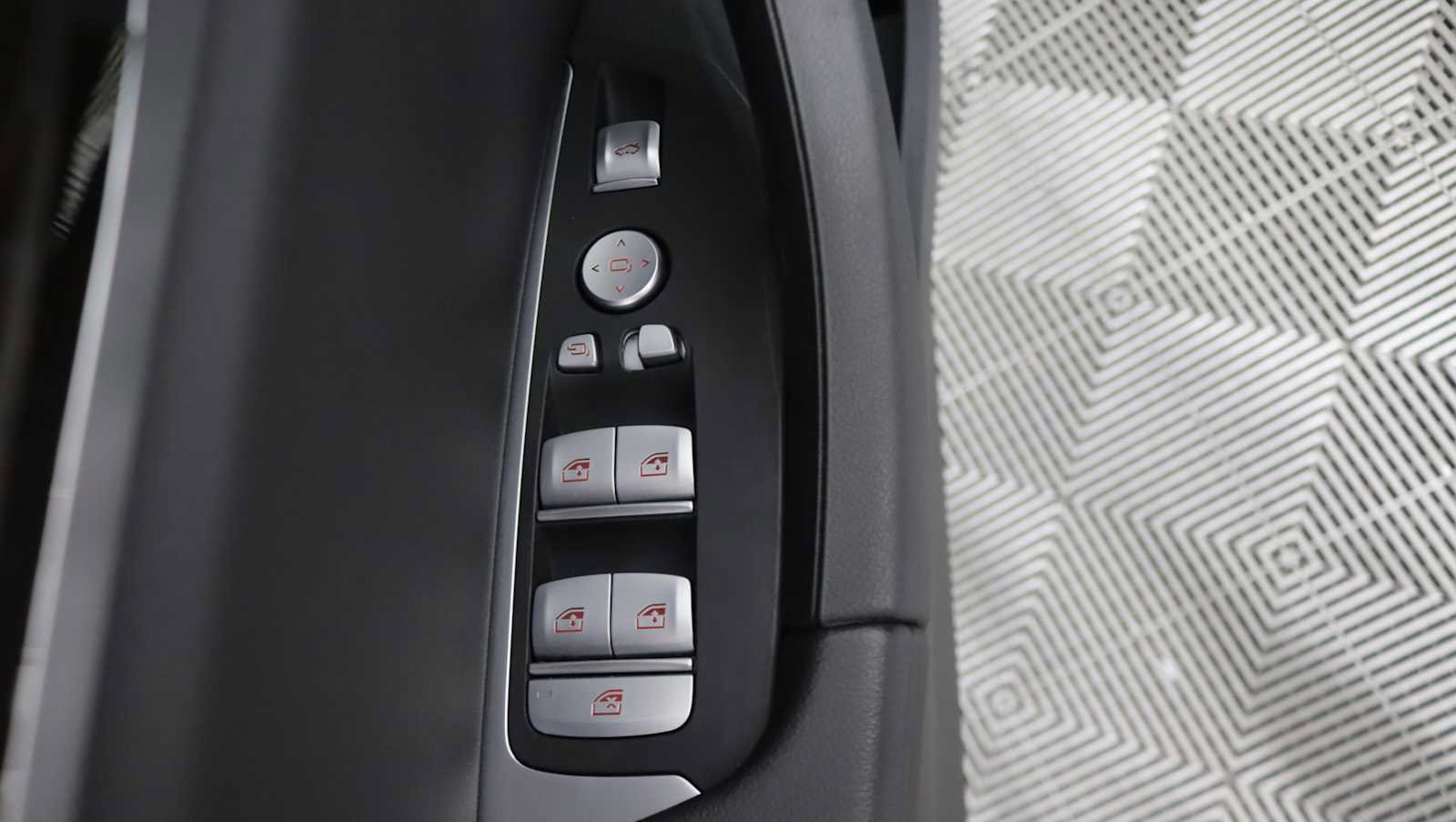 Used 2024 BMW X3 xDrive30i w/ Premium Package w/ZPA AWD/4WD image 18