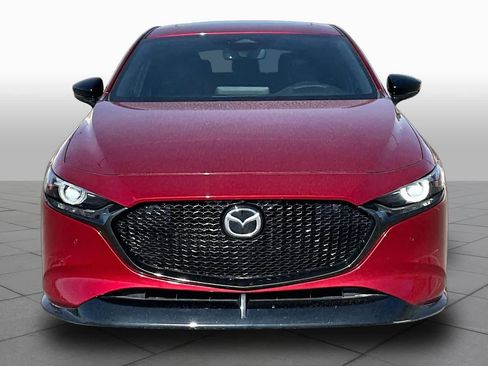 Used 2025 MAZDA MAZDA3 Hatchback w/Premium Plus Pkg image 4