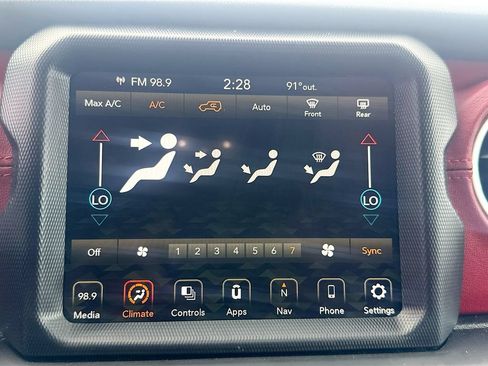 Certified 2023 Jeep Wrangler Unlimited Rubicon 4xe AWD/4WD image 22
