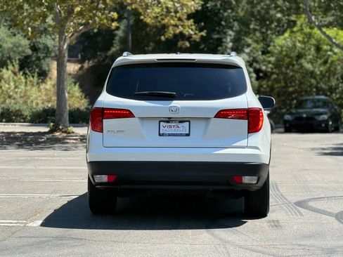 Used 2017 Honda Pilot EX-L image 4