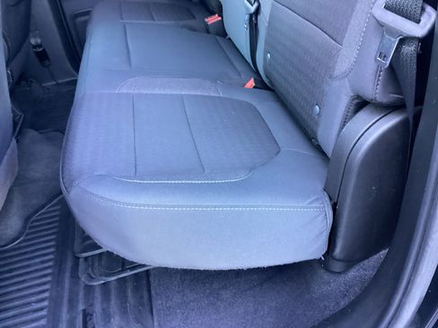 Used 2020 Chevrolet Silverado 1500 LT w/ Trailering Package image 16