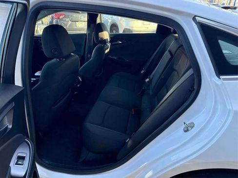 Used 2022 Chevrolet Malibu LT image 10