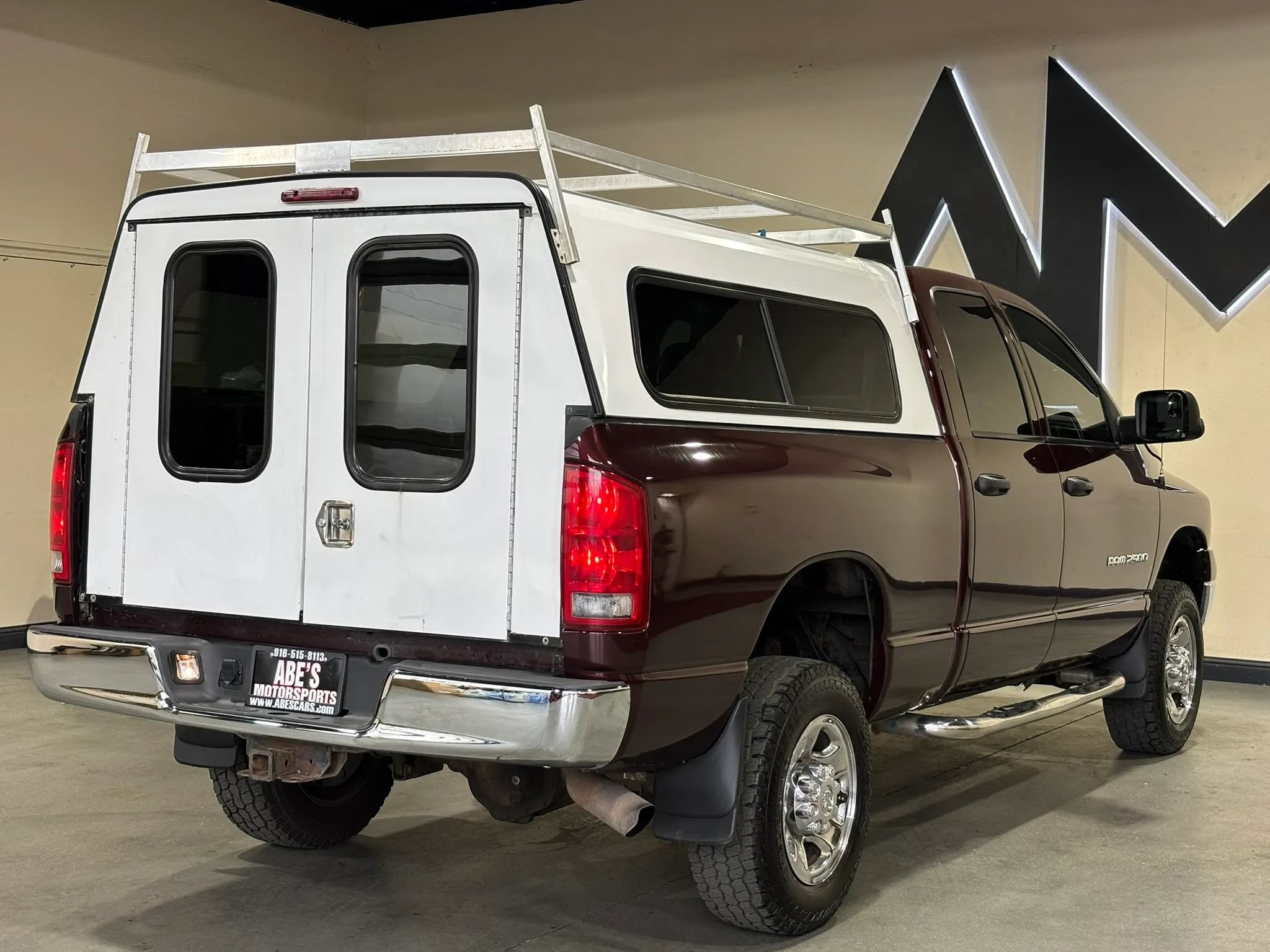 Used 2004 Dodge Ram 2500 Truck SLT w/ Trailer Tow Group AWD/4WD image 4