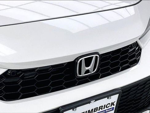 Certified 2025 Honda Civic Sport Touring image 31