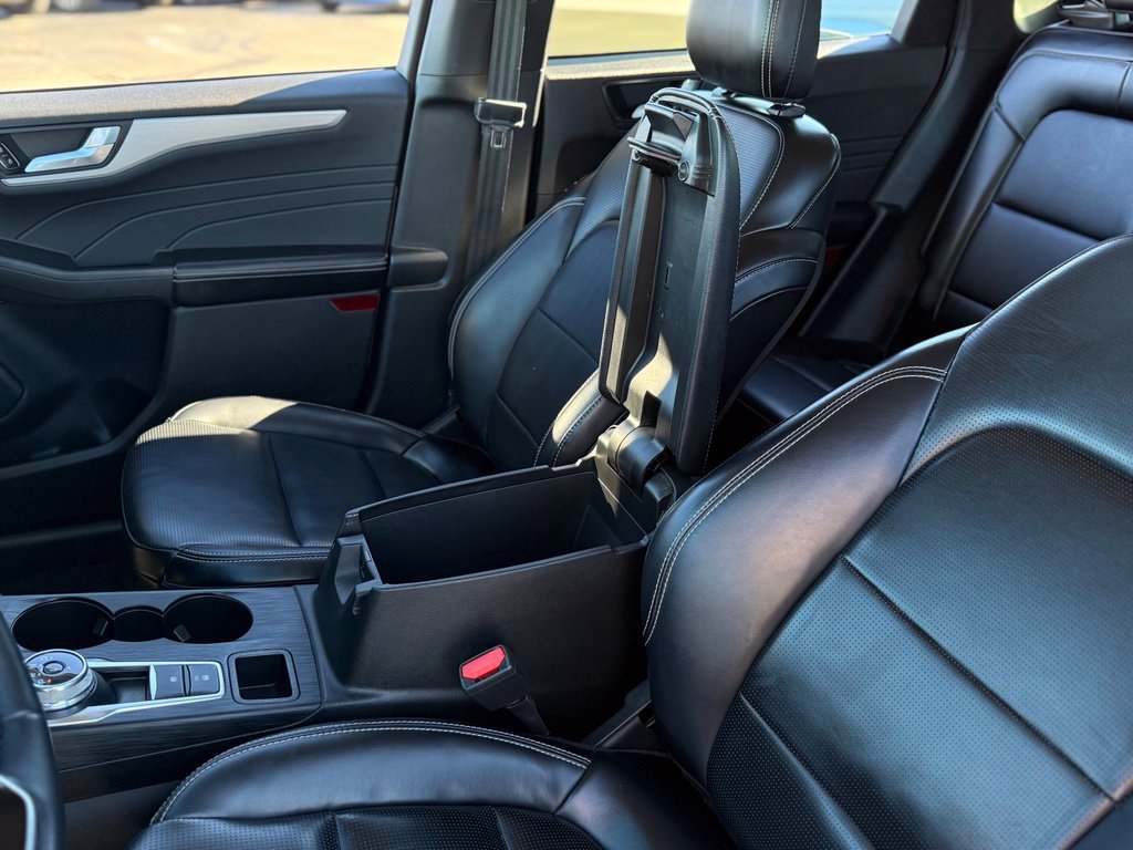Used 2024 Ford Escape Platinum AWD/4WD image 28