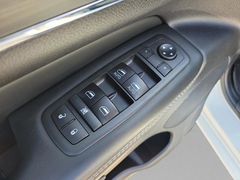 Used 2021 Jeep Grand Cherokee Limited w/ Quick Order Package 28K 80th image 23