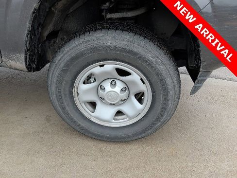 Used 2023 Toyota Tacoma SR image 9