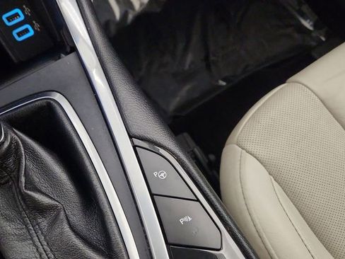 Used 2017 Ford Edge Titanium w/ Equipment Group 302A image 21