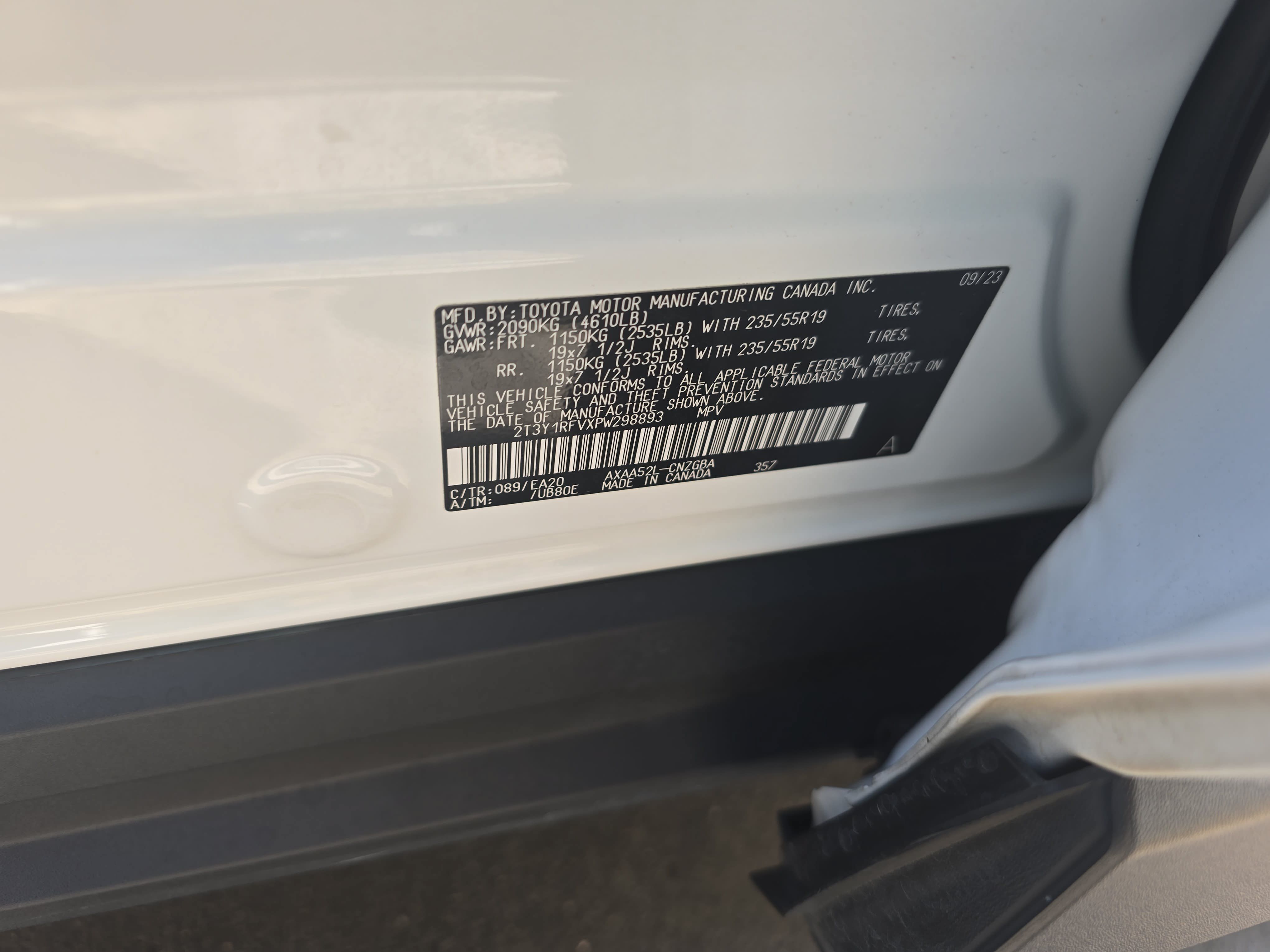 Used 2023 Toyota RAV4 Limited FWD image 36