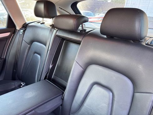 Used 2013 Audi A4 Premium w/ Convenience Pkg image 9
