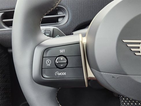 Used 2025 MINI Cooper S image 36