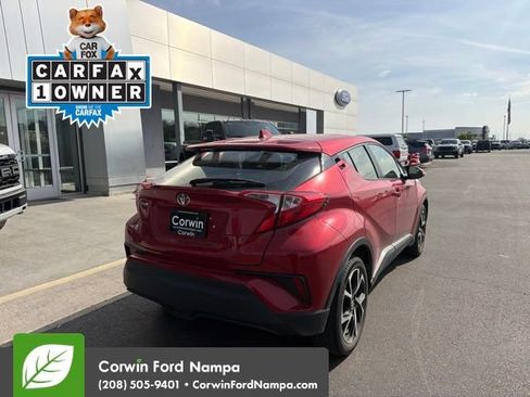 Used 2021 Toyota C-HR XLE FWD image 9
