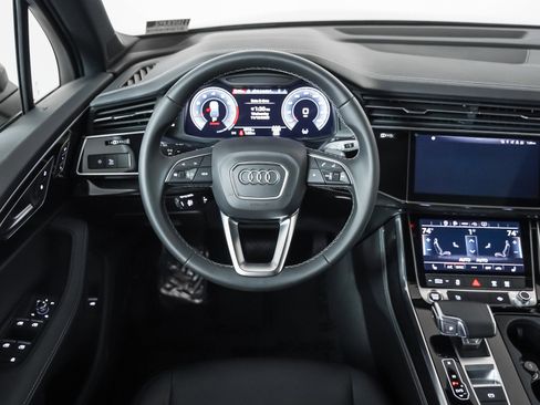 Certified 2025 Audi Q7 3.0T Premium Plus w/ Premium Plus Package image 16