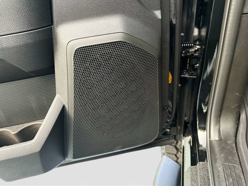 New 2026 RAM 2500 Big Horn AWD/4WD image 18