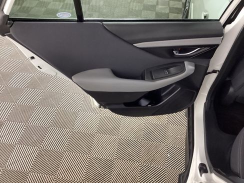 Used 2020 Subaru Outback Premium image 12