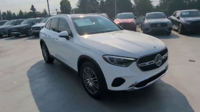 Certified 2025 Mercedes-Benz GLC 300 image 2
