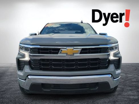 Used 2024 Chevrolet Silverado 1500 LT RWD image 9