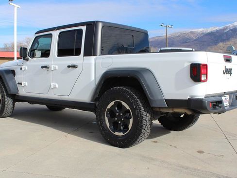 Used 2023 Jeep Gladiator Sport image 37