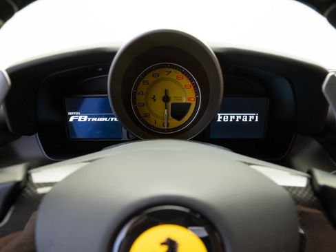 Used 2020 Ferrari F8 Tributo image 11