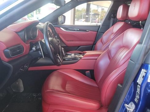 Used 2019 Maserati Levante AWD/4WD image 10