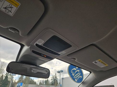 Certified 2025 Honda HR-V LX image 26