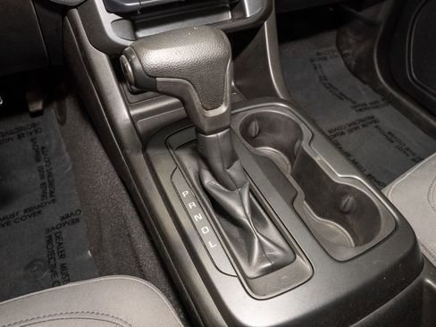 Used 2020 Chevrolet Colorado W/T image 15