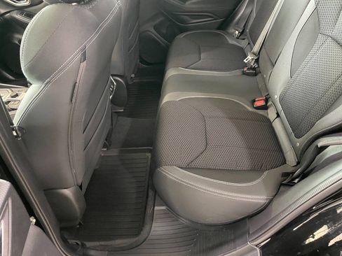 Used 2022 Subaru Forester Premium image 21