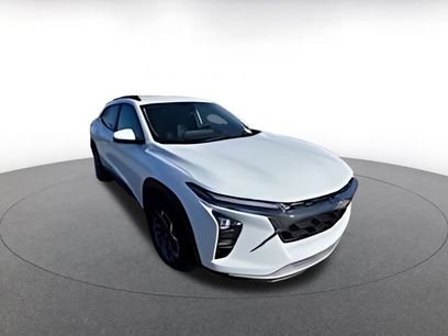 Used 2025 Chevrolet Trax LT w/ LT Convenience Package