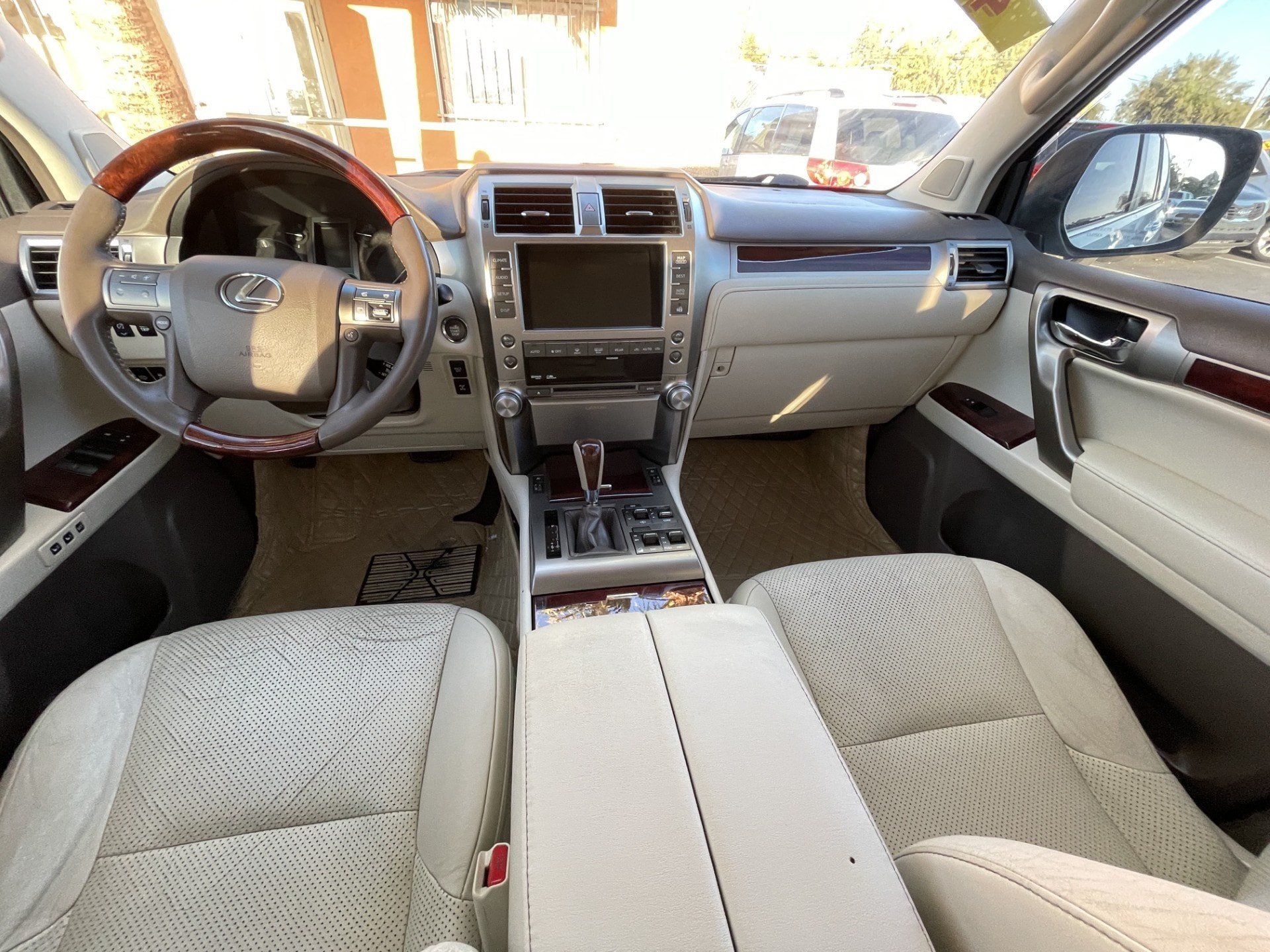 Used 2010 Lexus GX 460 Premium AWD/4WD image 21