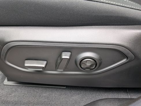 New 2026 Jeep Grand Cherokee Laredo RWD image 21