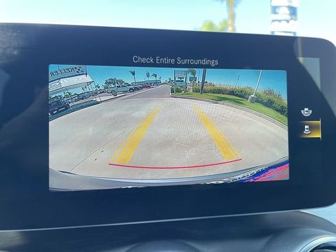 Used 2020 Mercedes-Benz GLC 300 4MATIC w/ Premium Package image 14