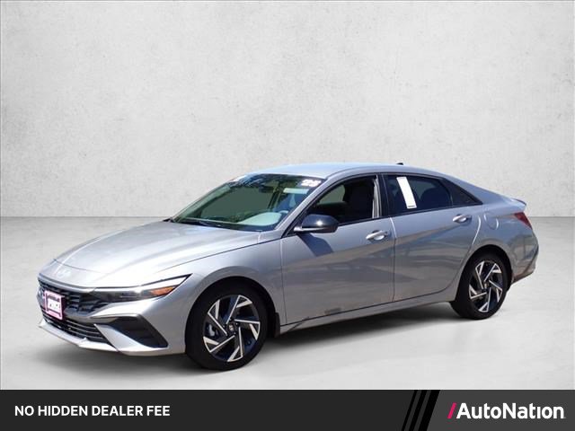 Used 2025 Hyundai Elantra Sport FWD image 1