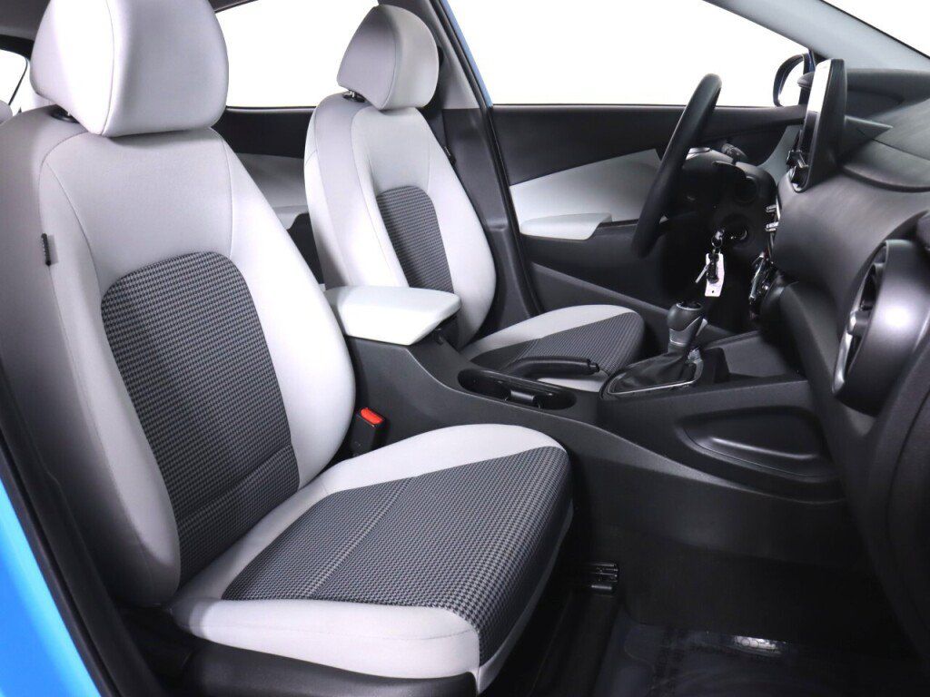Used 2023 Hyundai Kona SE AWD/4WD image 39