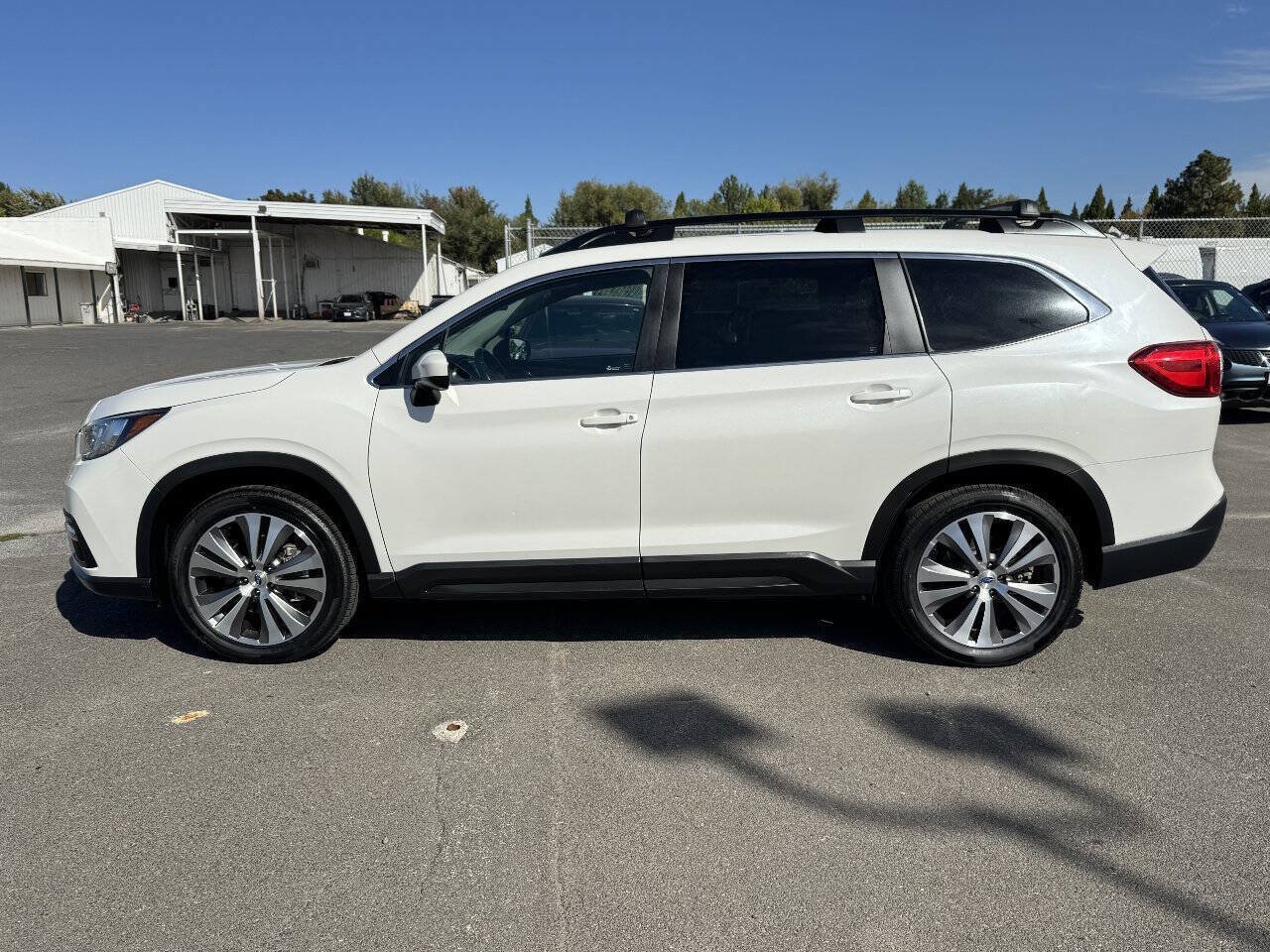 Used 2021 Subaru Ascent Premium w/ Sport Package AWD/4WD image 2